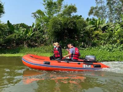 Колко тежи Yamaha Enduro Outboard 15 HP?